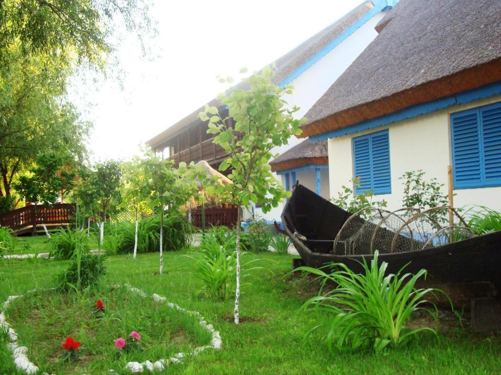 Casa Dintre Salcii Hotel Uzlina Eksteriør billede