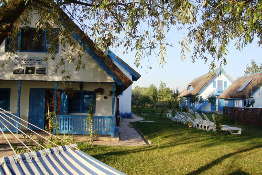 Casa Dintre Salcii Hotel Uzlina Eksteriør billede