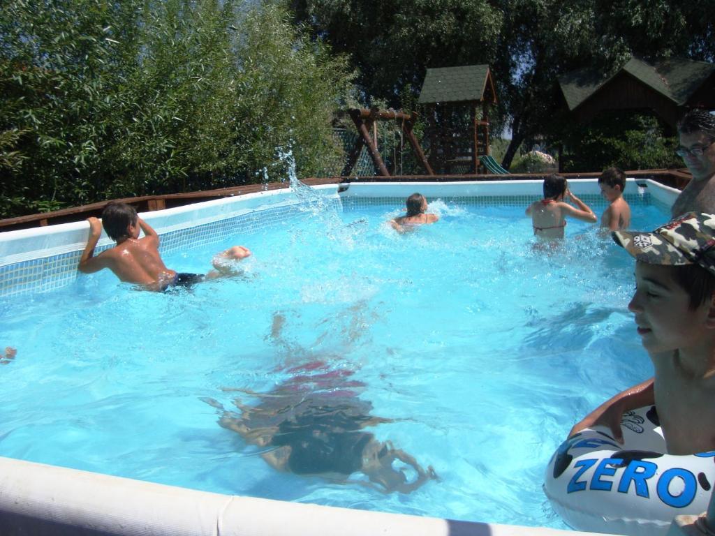 Casa Dintre Salcii Hotel Uzlina Eksteriør billede